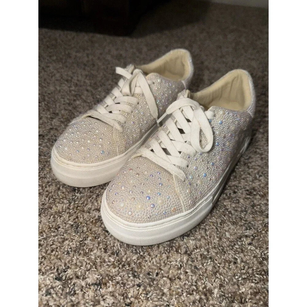 Betsey Johnson Sidny Pearl Rhinestone Platform Sneakers White Women’s Size 8